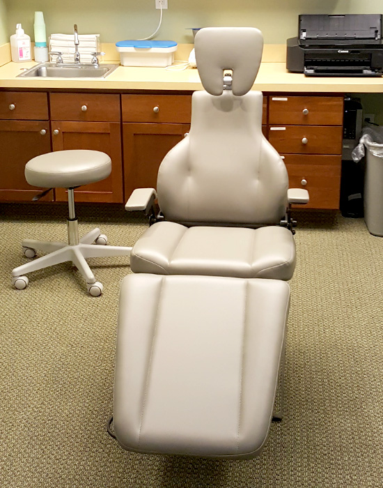 dental-exam-chair_550x700
